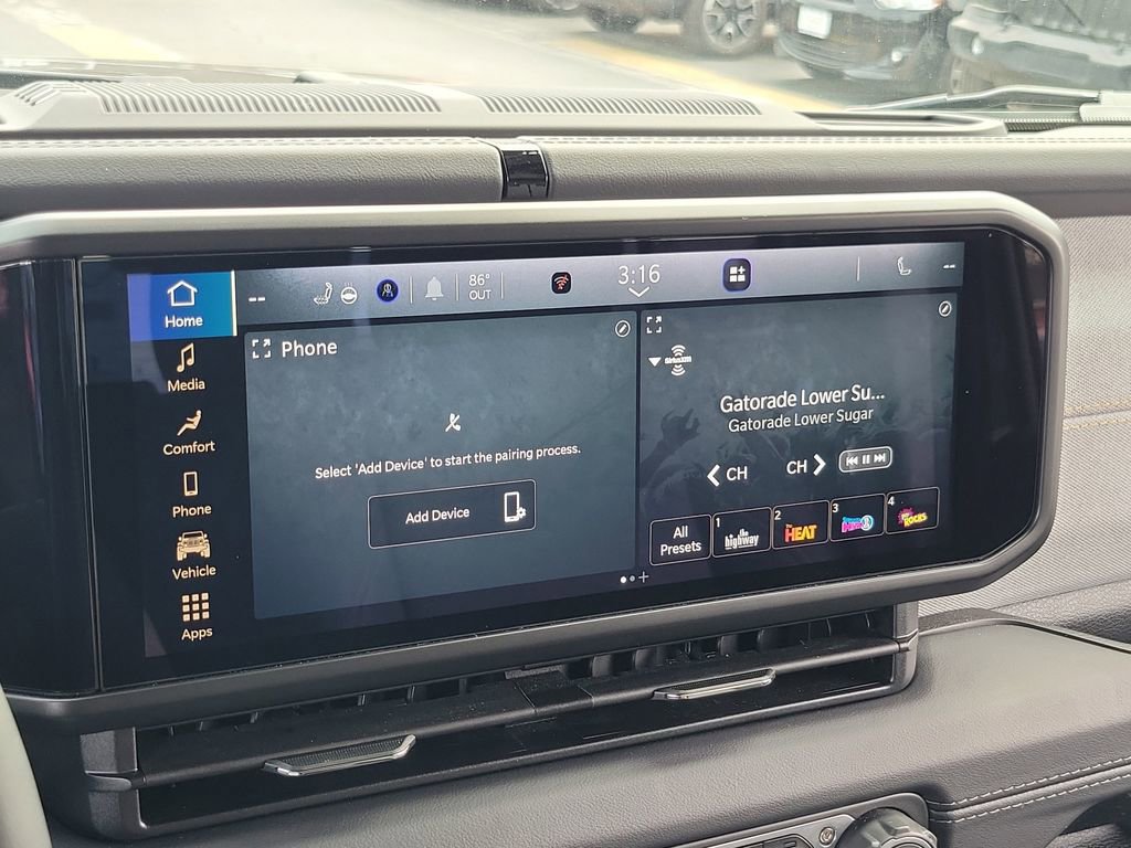 Certified 2025 Jeep Wrangler Unlimited Sahara w/ Safety Group AWD/4WD image 26