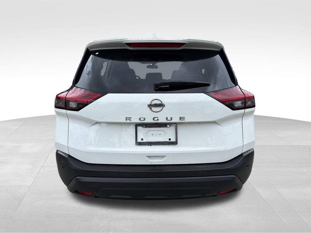 Used 2021 Nissan Rogue S FWD image 6