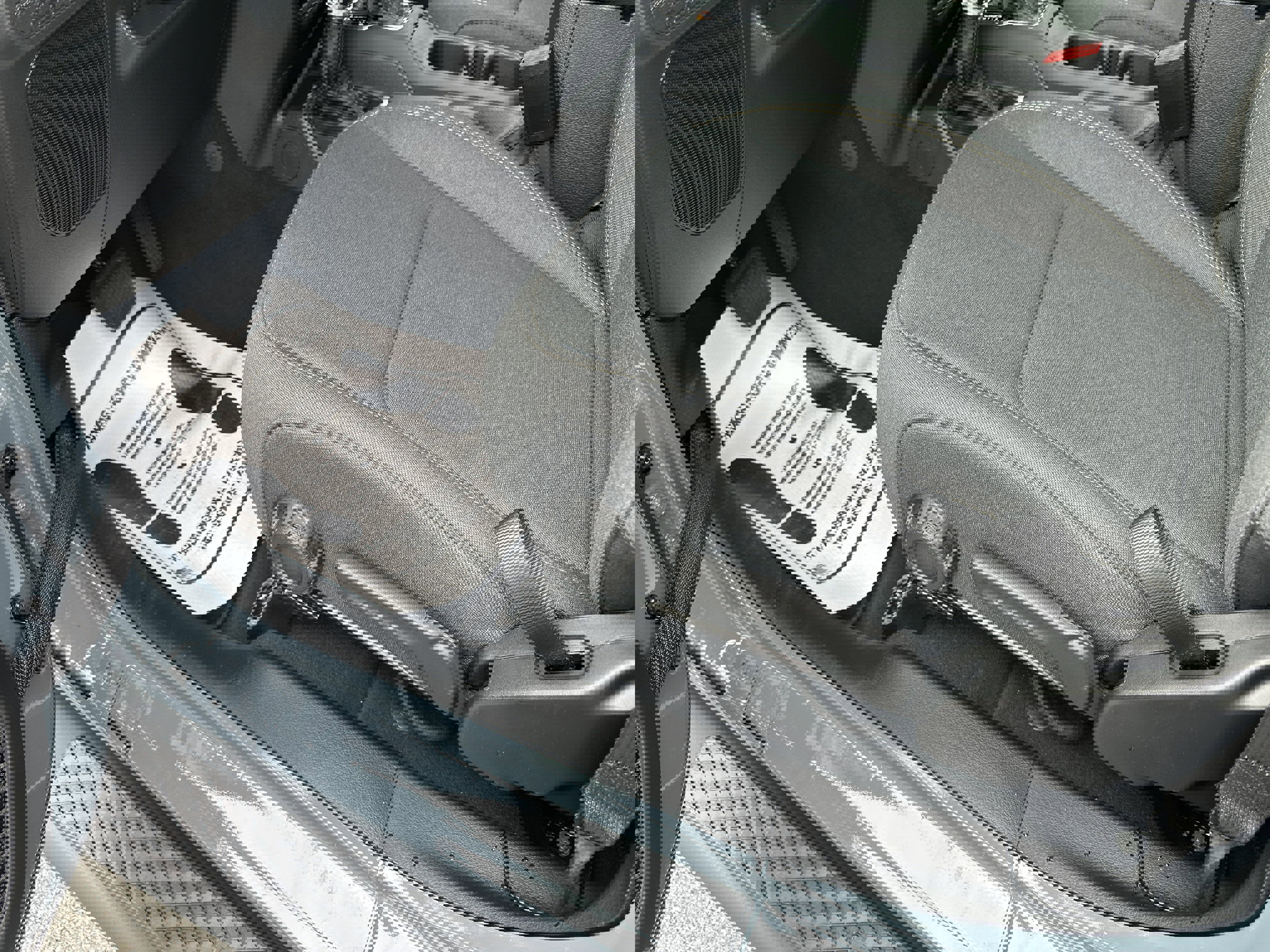 New 2025 Jeep Gladiator Sport image 15