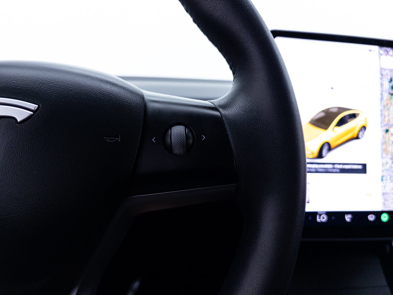 Used 2021 Tesla Model Y Long Range AWD/4WD image 30
