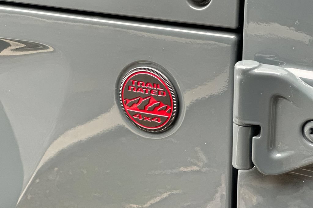 New 2026 Jeep Wrangler Unlimited Rubicon w/ Technology Group AWD/4WD image 27