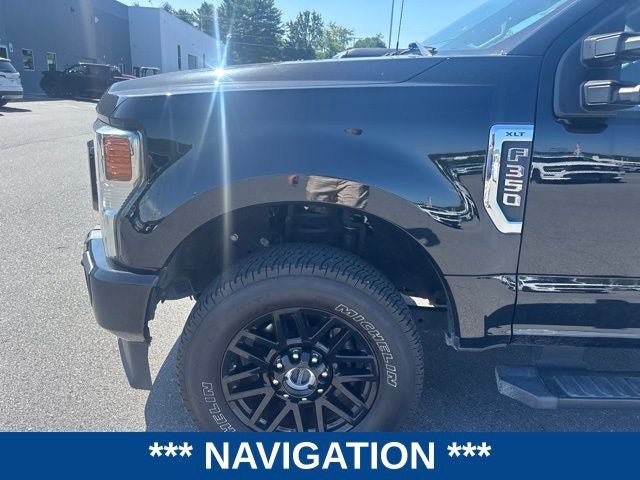 Used 2022 Ford F350 XLT w/ Black Appearance Package AWD/4WD image 3