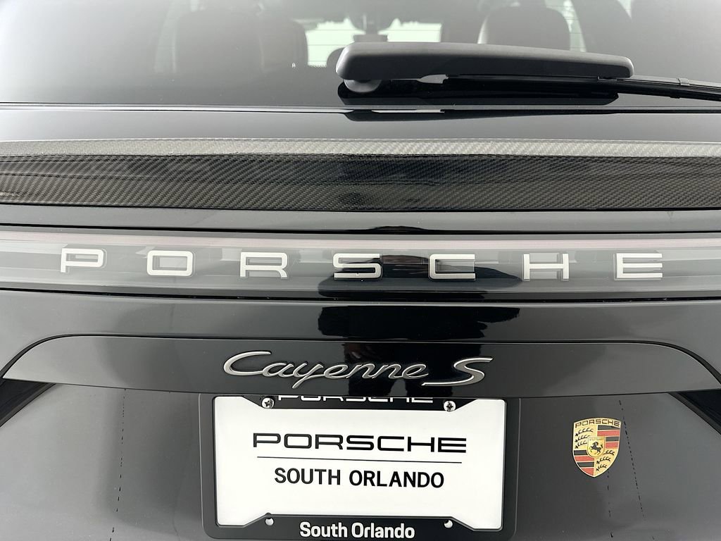 Used 2022 Porsche Cayenne S Platinum image 33