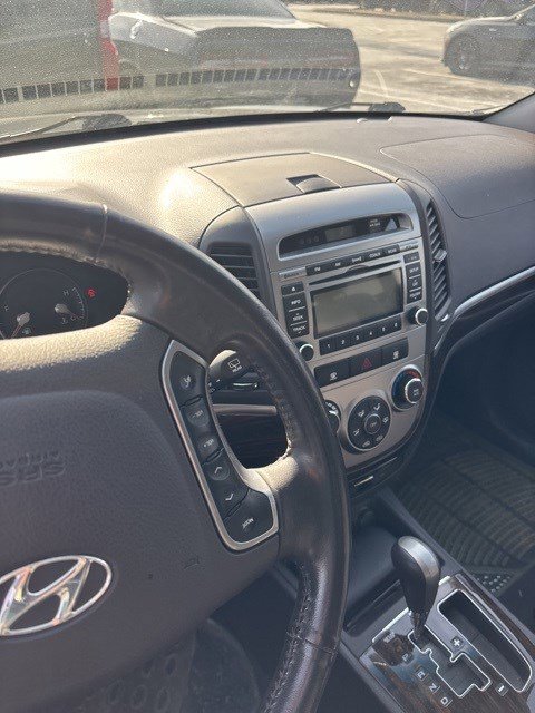 Used 2010 Hyundai Santa Fe SE image 21