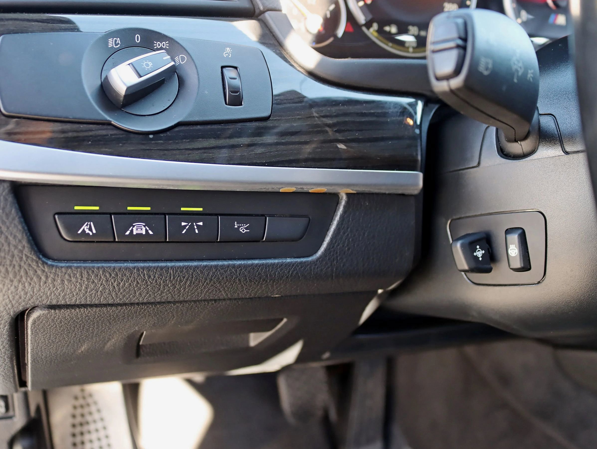 Used 2015 BMW M5 Sedan 4D image 18