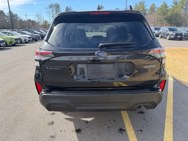 Used 2025 Subaru Forester Premium image 6