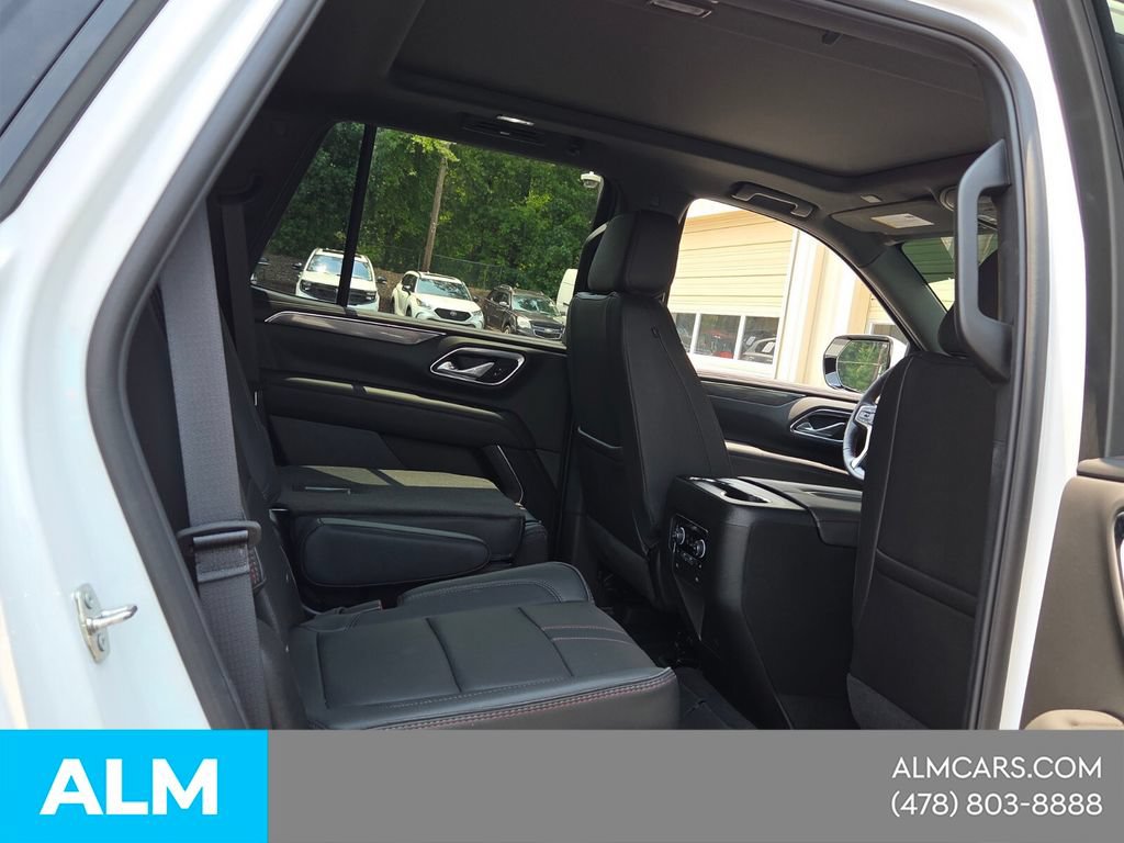 Used 2024 Chevrolet Tahoe RST w/ Luxury Package RWD image 15