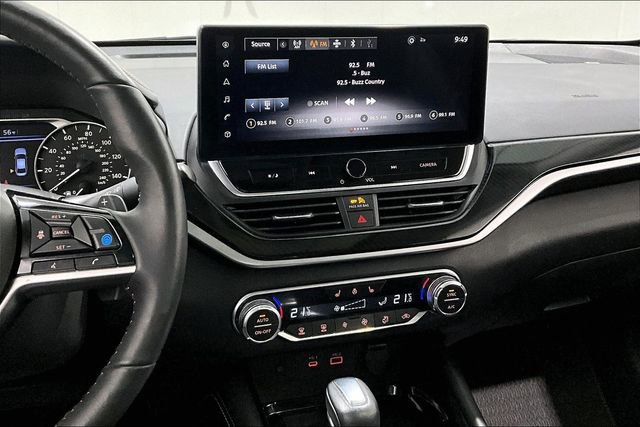 Used 2023 Nissan Altima 2.5 SR image 9