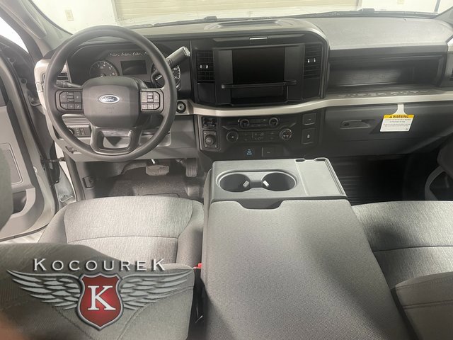 New 2026 Ford F250 XL w/ XL Chrome Package image 13