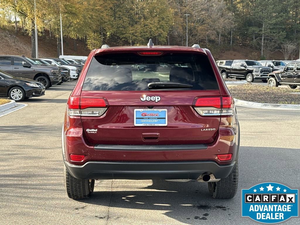 Used 2021 Jeep Grand Cherokee Laredo image 4