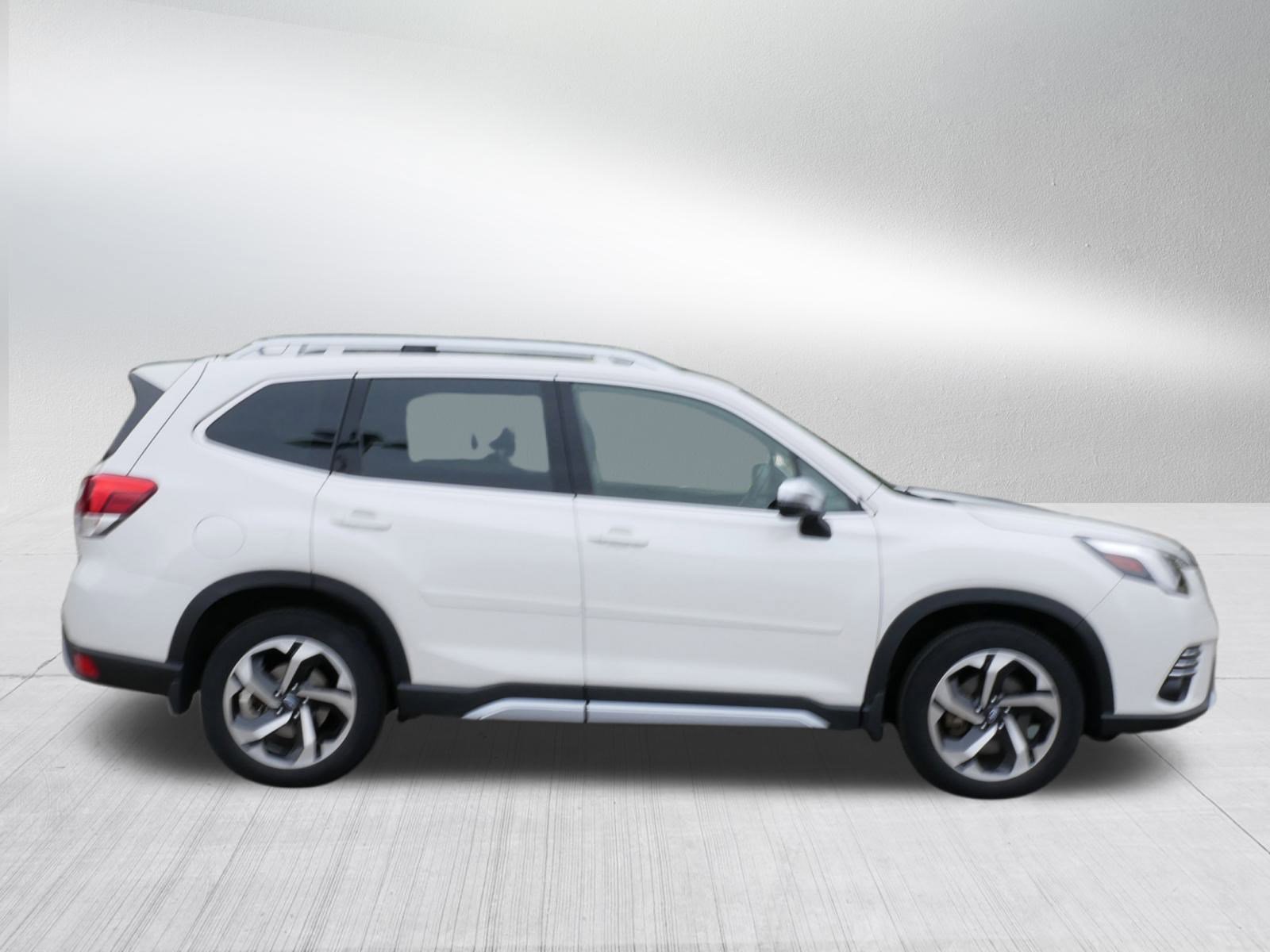 Used 2022 Subaru Forester Touring image 8