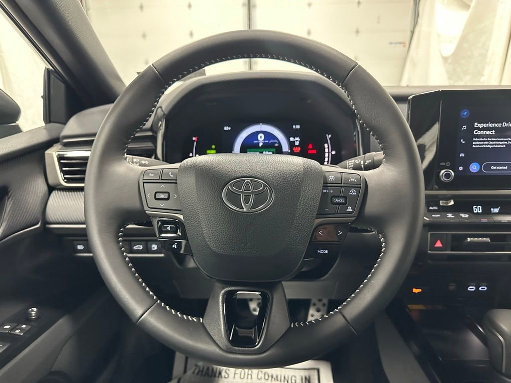 Used 2026 Toyota Camry SE FWD image 18