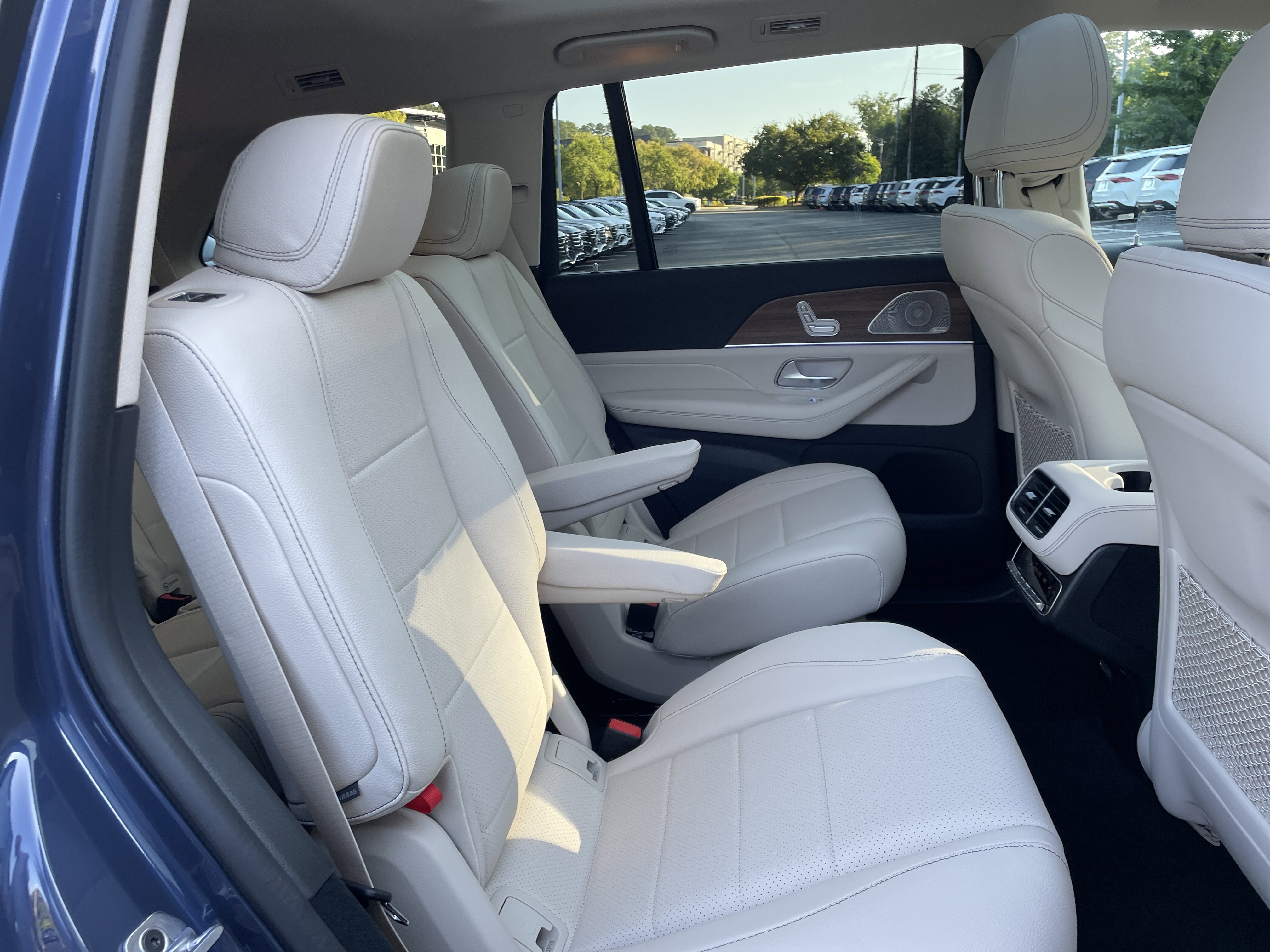 New 2026 Mercedes-Benz GLS 450 4MATIC image 43