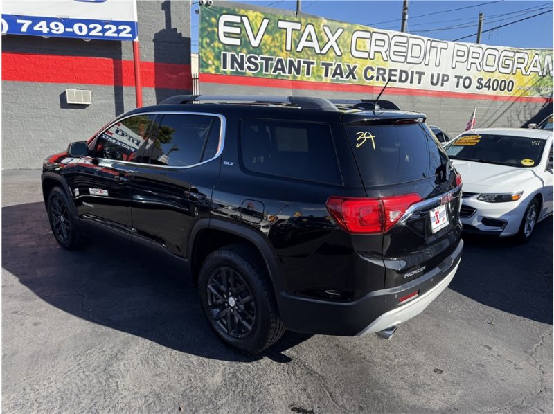 Used 2019 GMC Acadia SLT image 10