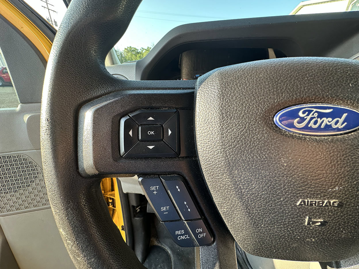 Used 2022 Ford E-350 and Econoline 350 Super Duty RWD image 31
