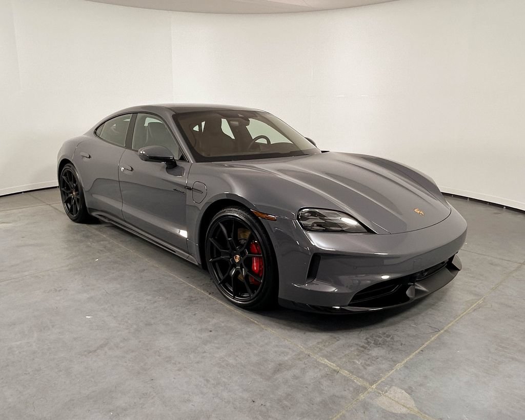 New 2026 Porsche Taycan GTS AWD/4WD image 9