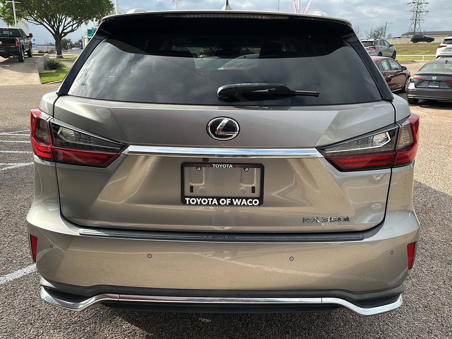 Used 2019 Lexus RX 350L FWD image 4