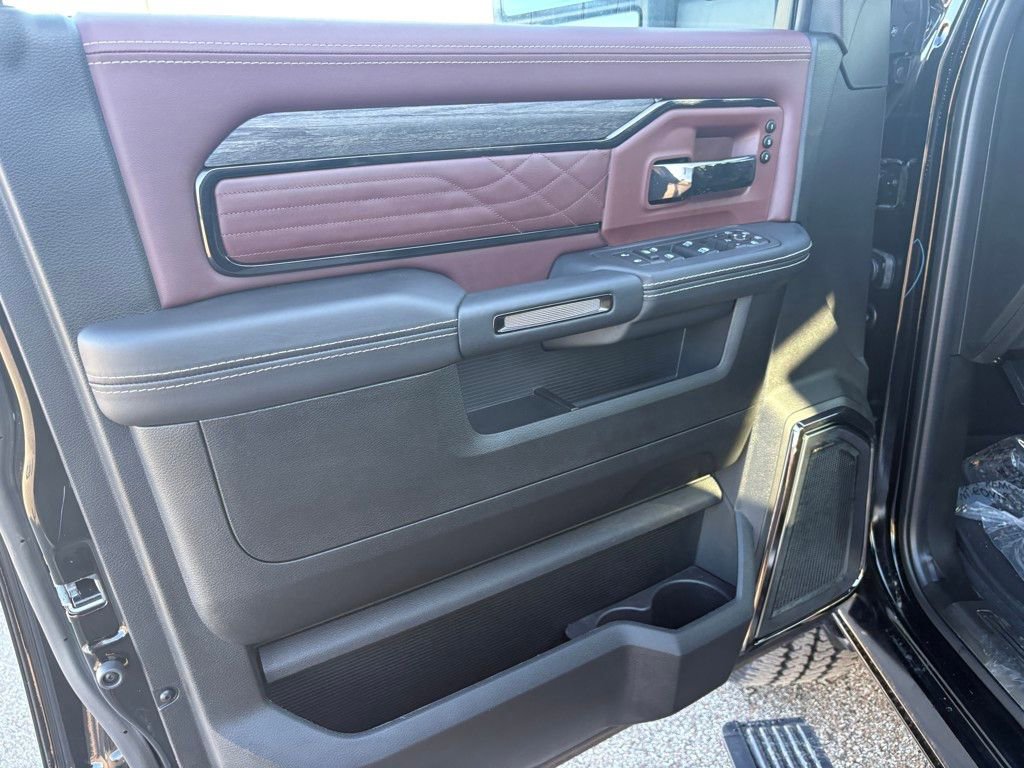 New 2026 RAM 2500 Limited image 9