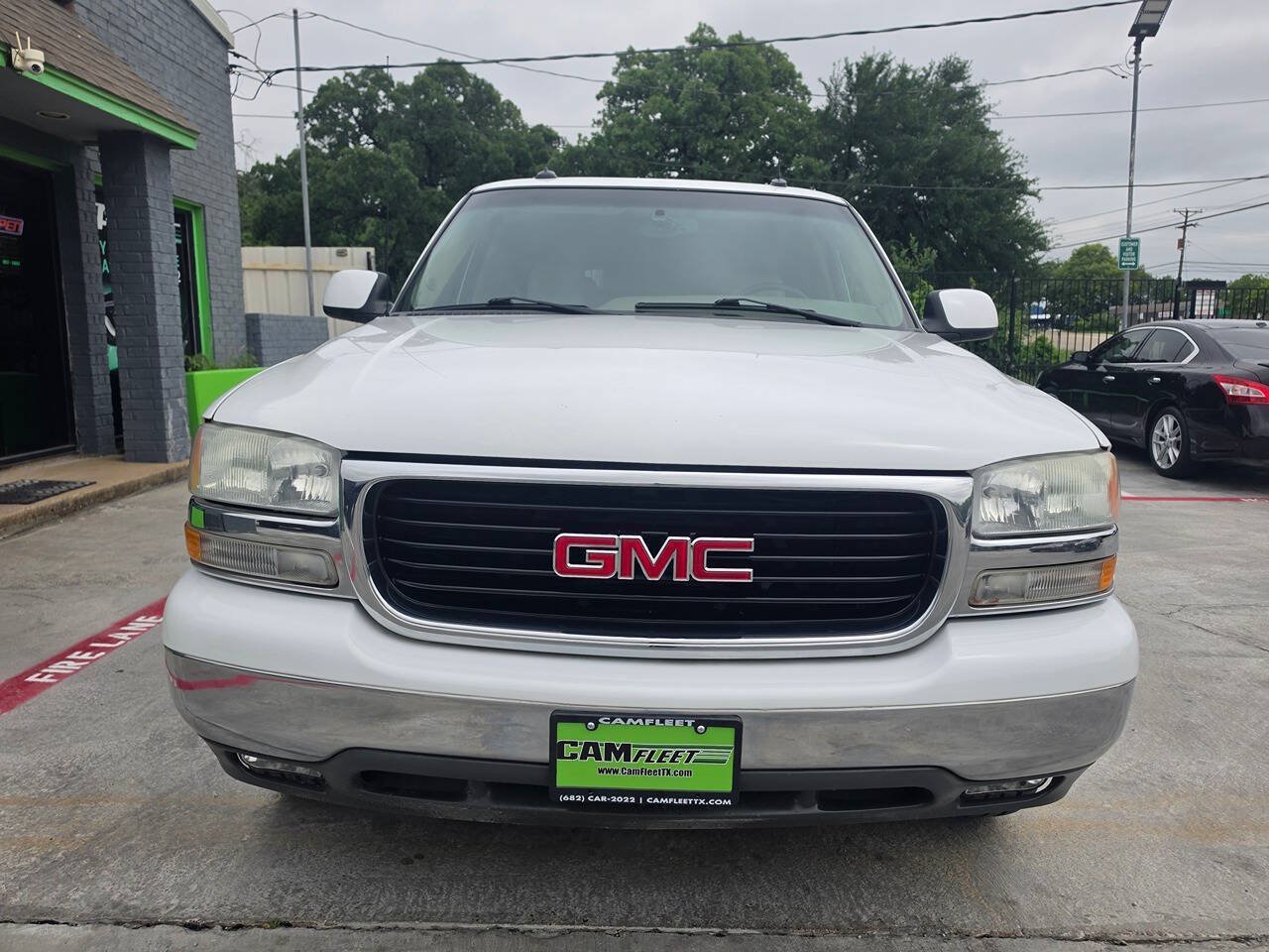 Used 2003 GMC Yukon XL SLT w/ 1SD Preferred Equipment Group RWD image 8