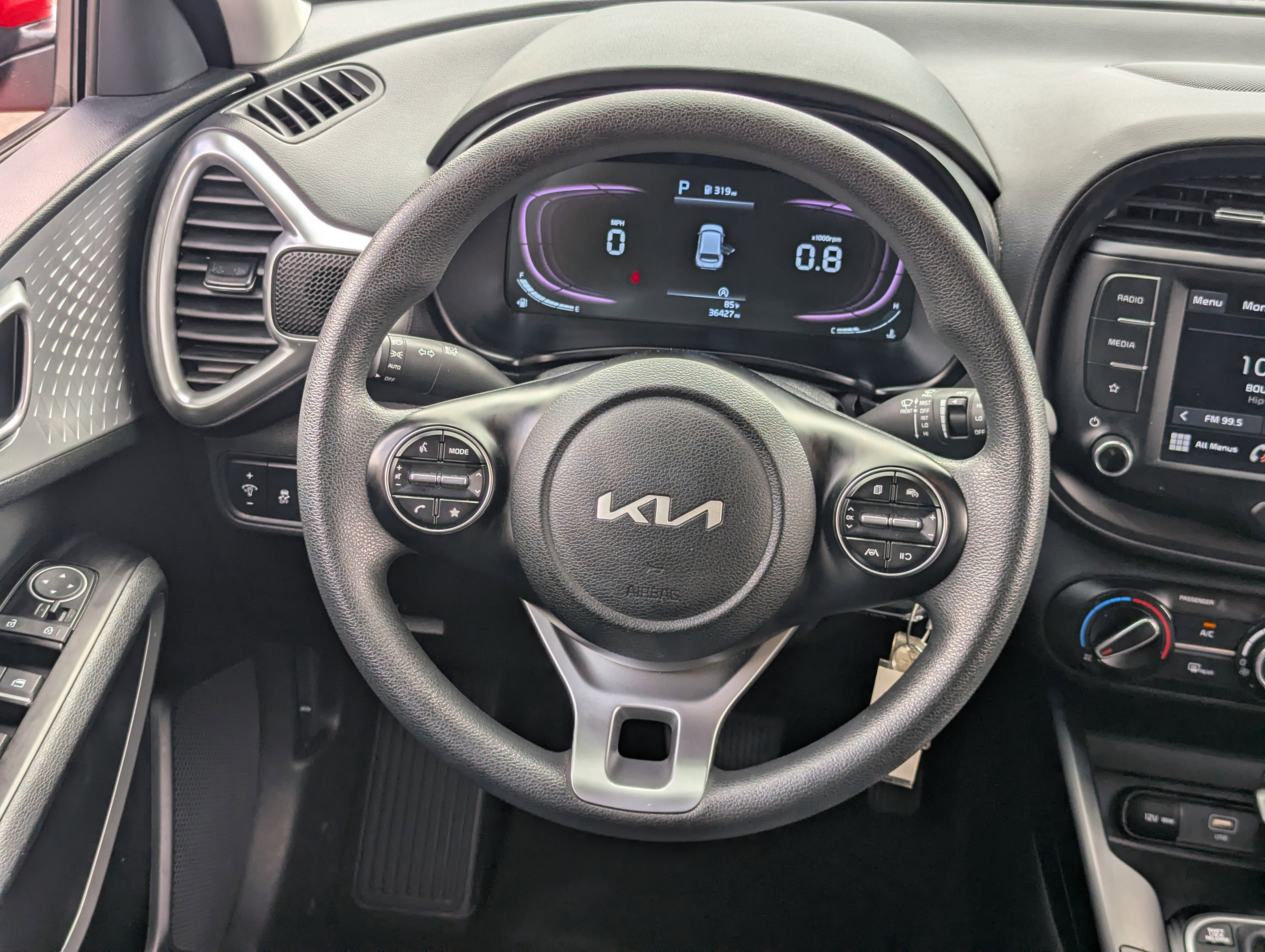 Certified 2025 Kia Soul LX w/ LX Technology Package image 16