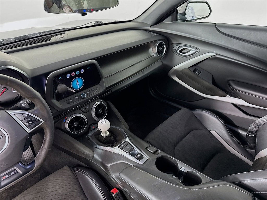 Used 2018 Chevrolet Camaro SS image 23