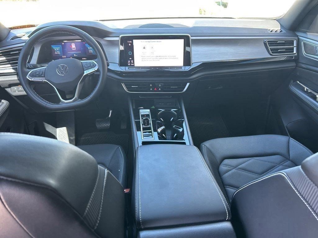 Used 2024 Volkswagen Atlas Cross Sport SE image 10