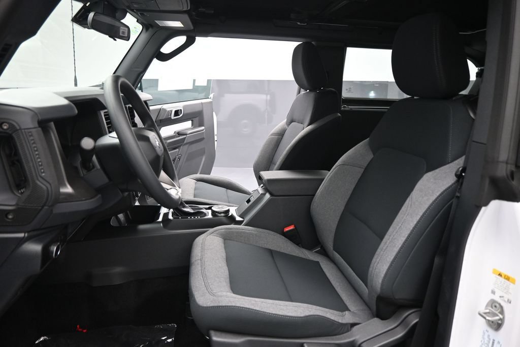 New 2026 Ford Bronco 2-Door AWD/4WD image 9