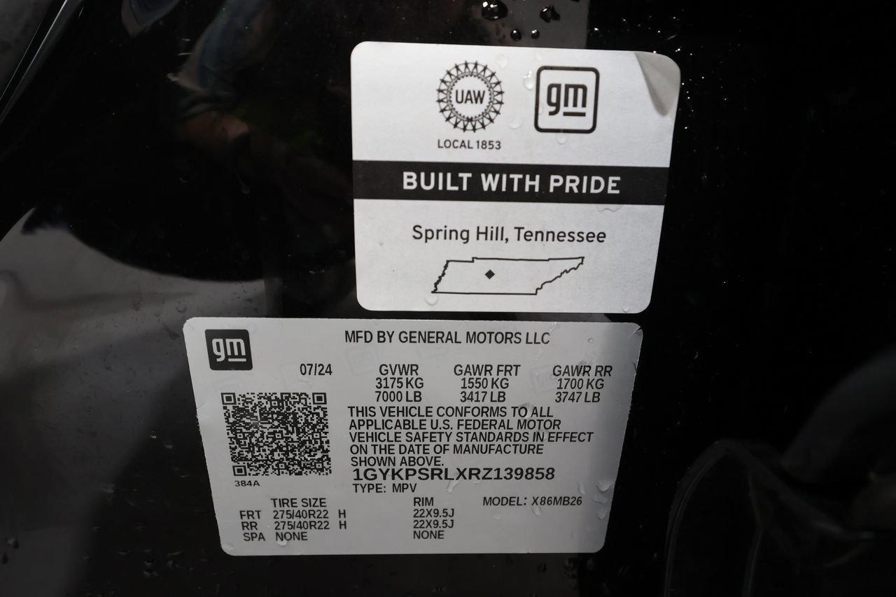 Certified 2024 Cadillac Lyriq Luxury w/ LPO, Floor Liner Package image 34