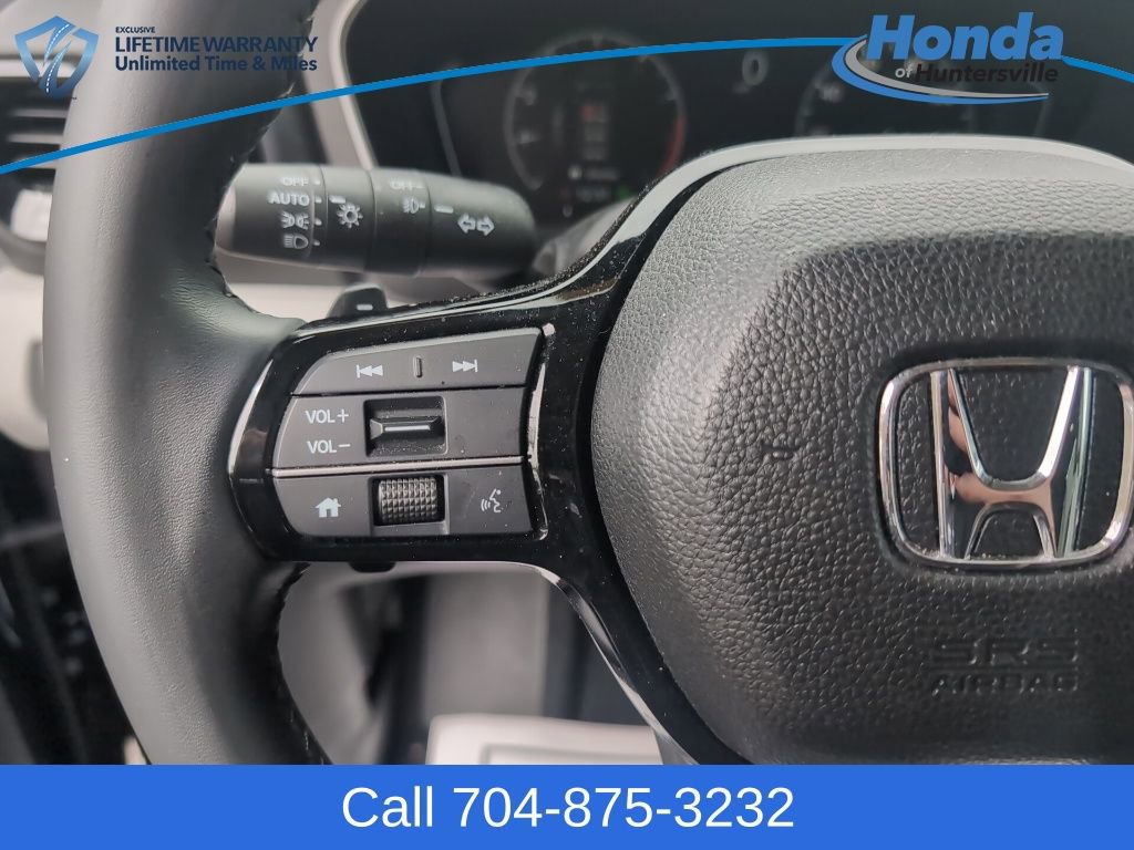 Used 2025 Honda Pilot EX-L image 23