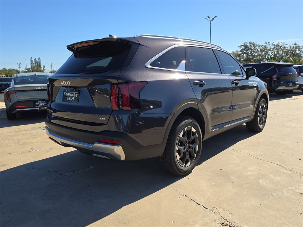 New 2026 Kia Sorento S image 8