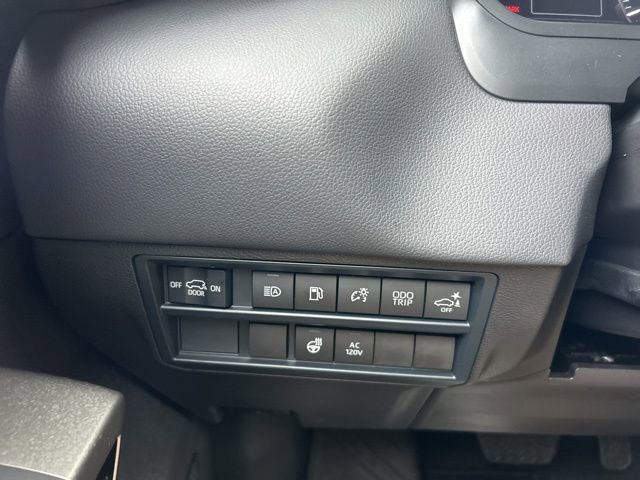 Used 2025 Toyota Sequoia Limited AWD/4WD image 27