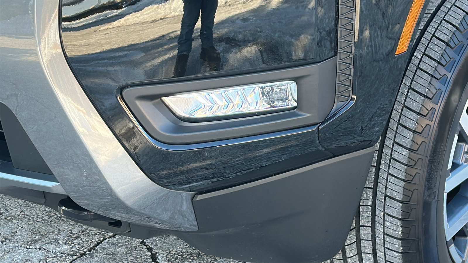 Certified 2025 Nissan Frontier SL image 5