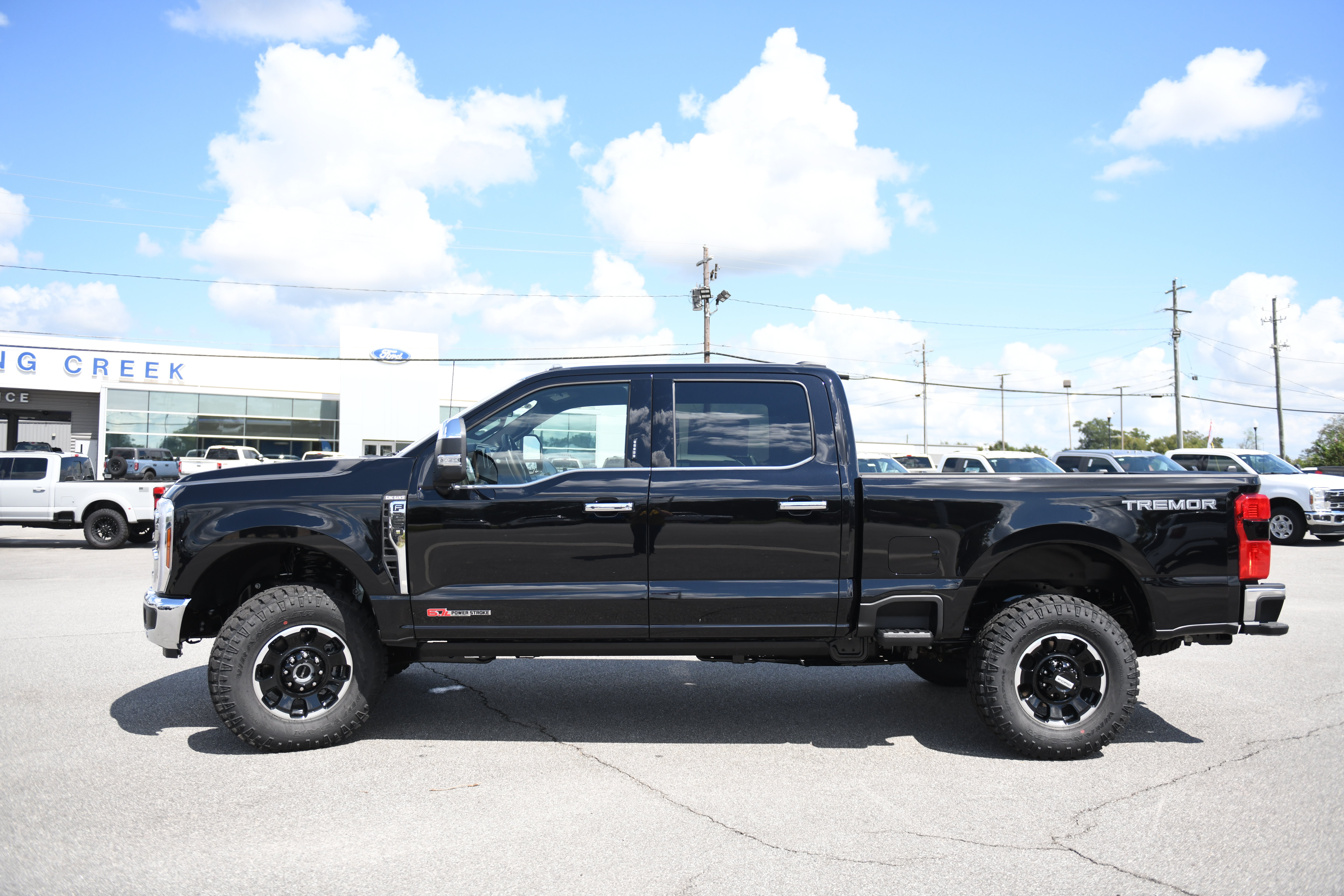 New 2027 Ford F250 King Ranch w/ Tremor Off-Road Package AWD/4WD image 6