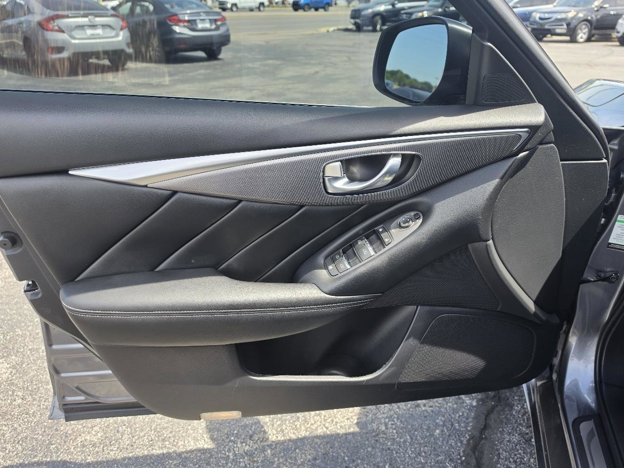 Used 2018 INFINITI Q50 Sport AWD/4WD image 19