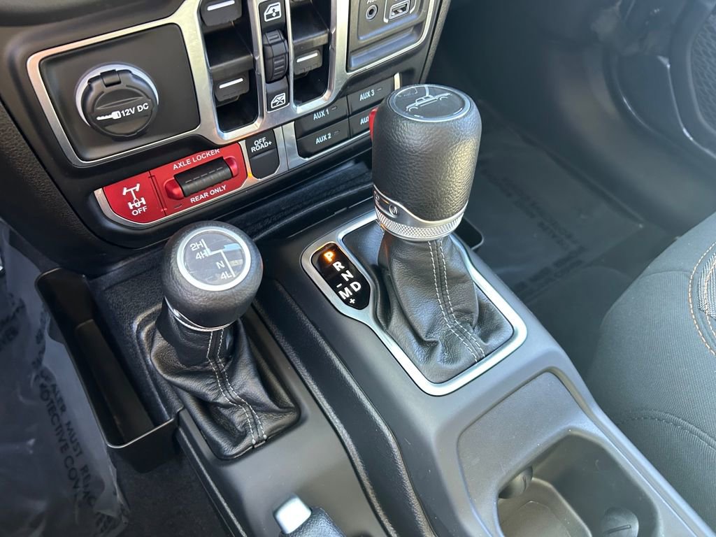 Certified 2025 Jeep Gladiator Mojave image 16