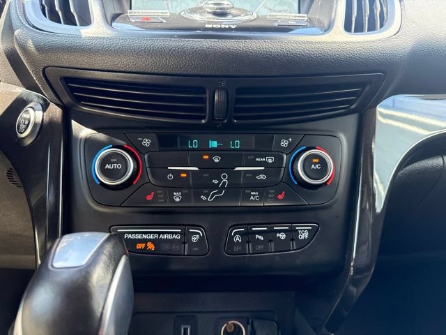 Used 2019 Ford Escape Titanium FWD image 17