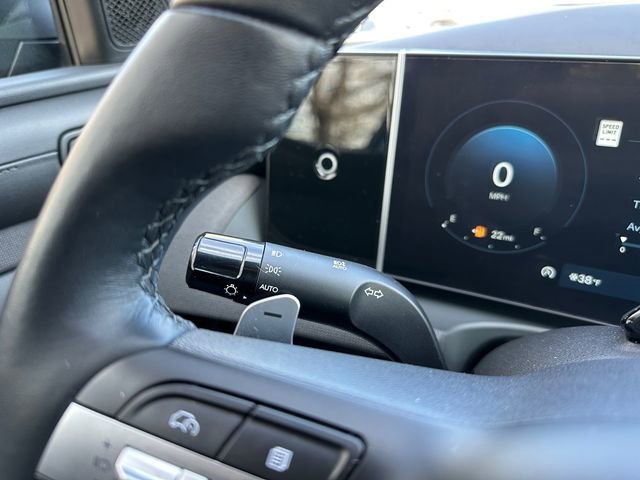 Used 2025 Hyundai Tucson Limited image 24