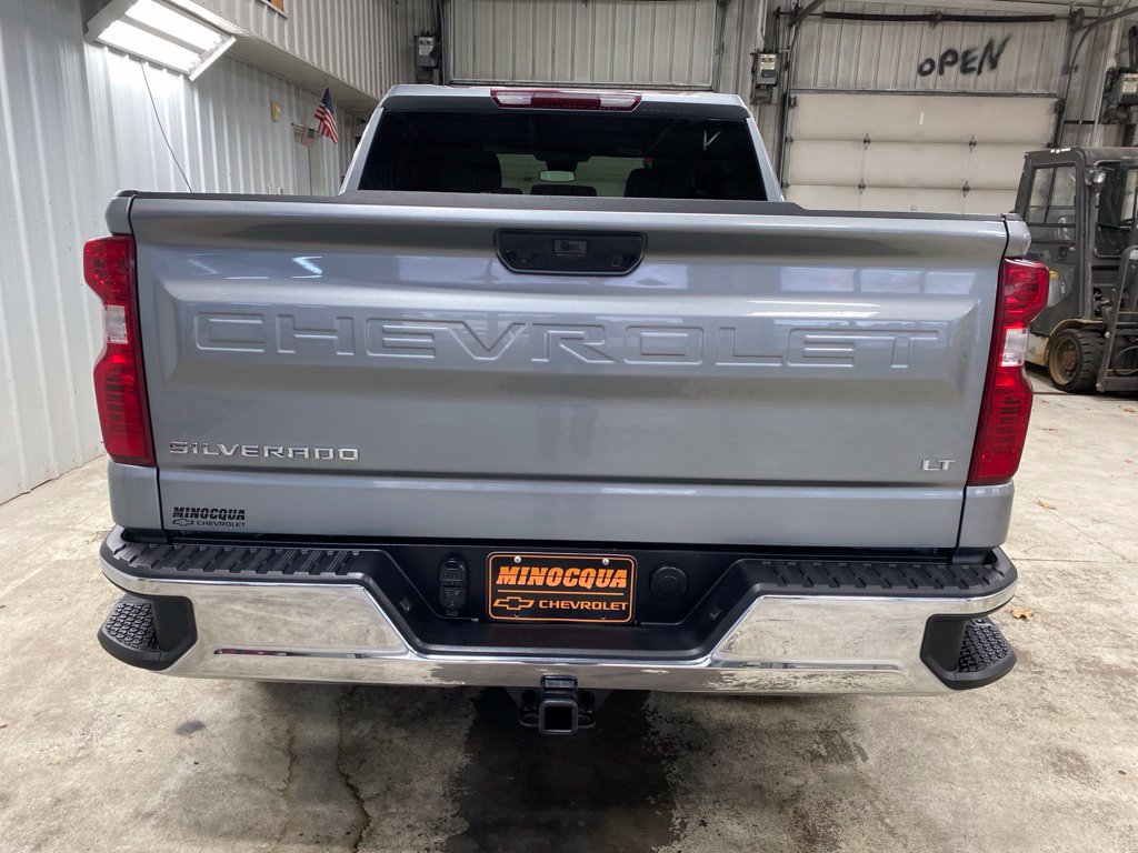 Used 2025 Chevrolet Silverado 1500 LT AWD/4WD image 7