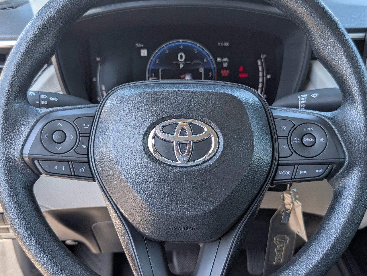 Used 2026 Toyota Corolla Cross L image 18