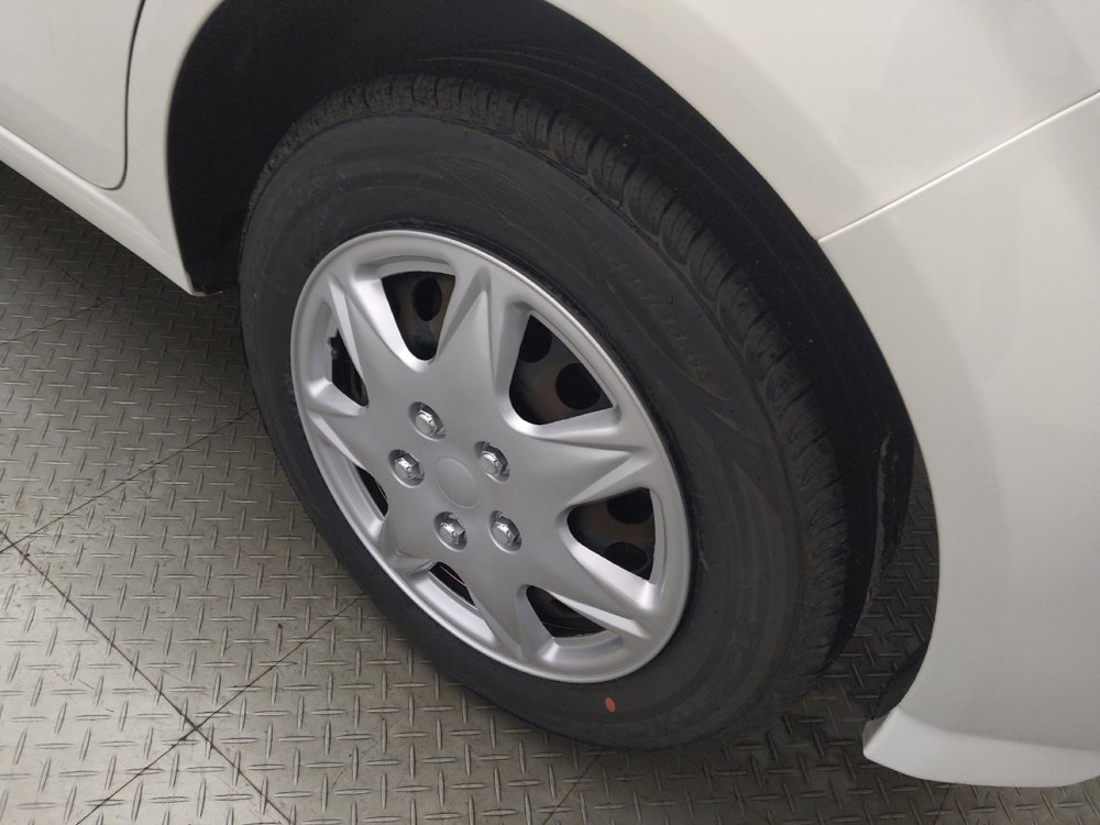 Used 2019 Chevrolet Sonic LT FWD image 31
