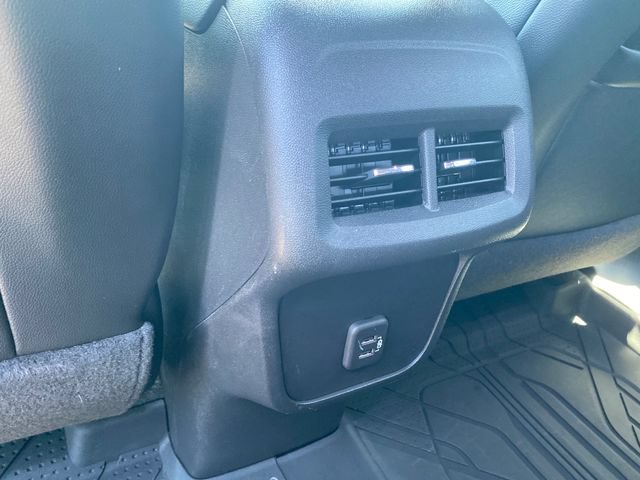 Used 2024 Chevrolet Equinox RS w/ LPO, Floor Liner Package FWD image 19