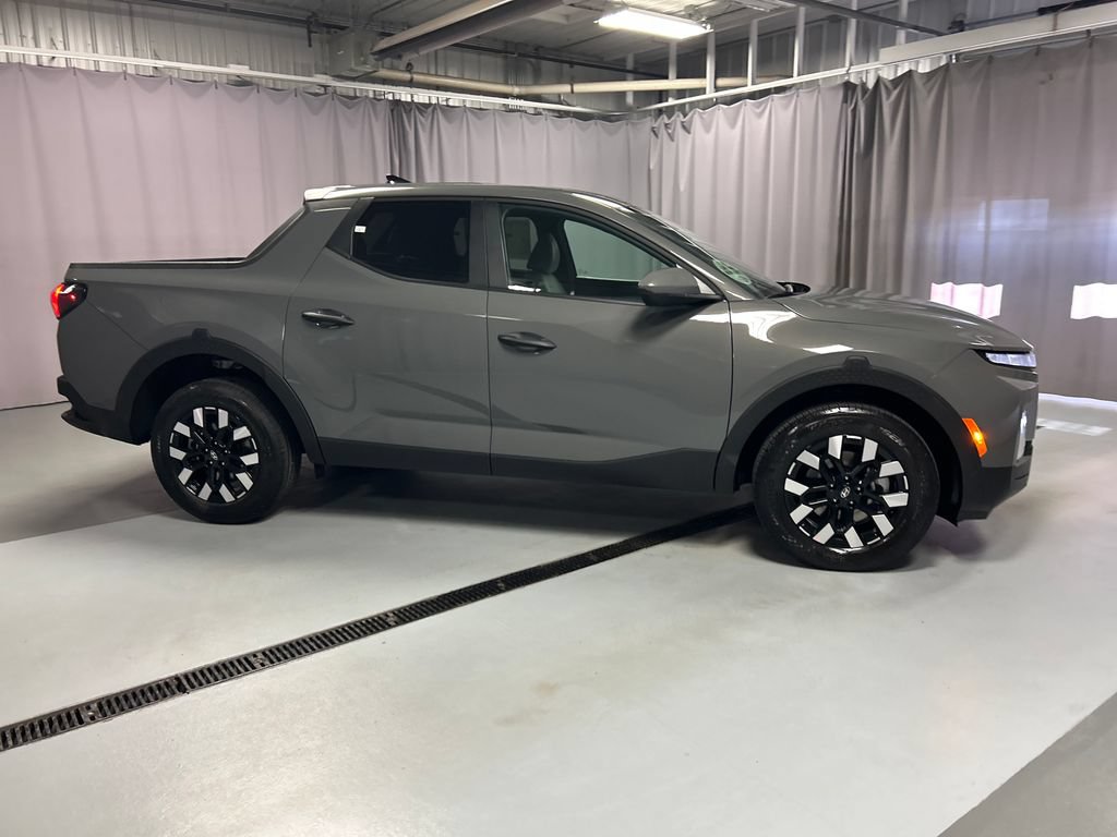 New 2026 Hyundai Santa Cruz SE FWD image 8