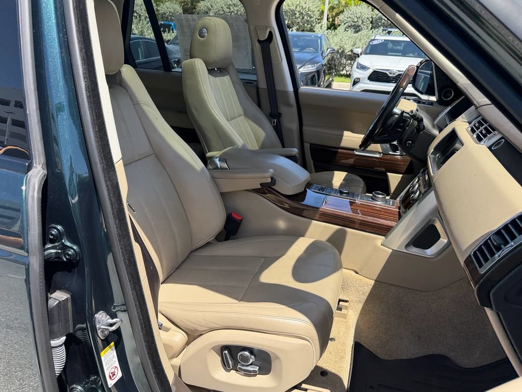 Used 2017 Land Rover Range Rover HSE AWD/4WD image 17