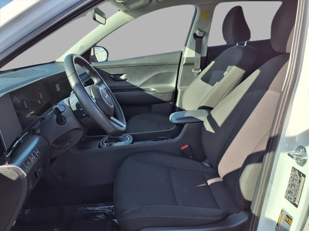 Used 2025 Hyundai Kona SEL image 22