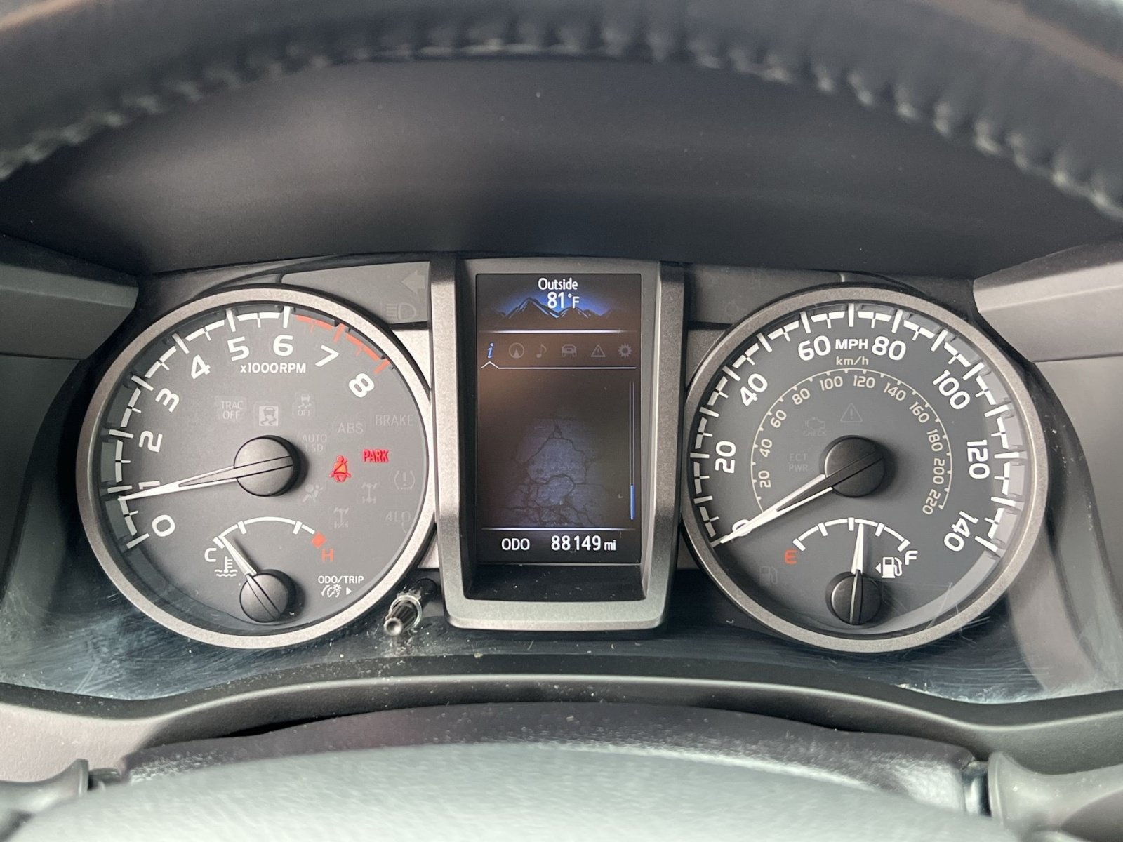 Used 2016 Toyota Tacoma TRD Sport w/ Towing Package AWD/4WD image 17
