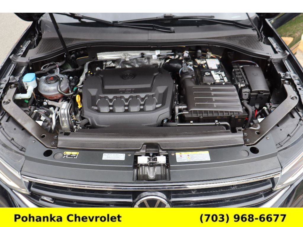 Used 2024 Volkswagen Tiguan SE R-Line image 34