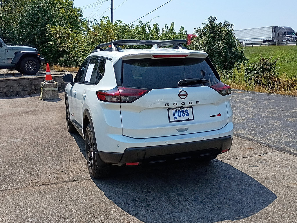 Used 2025 Nissan Rogue SV w/ Rock Creek Premium Package AWD/4WD image 5