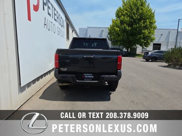 Used 2024 Toyota Tacoma SR5 AWD/4WD image 5