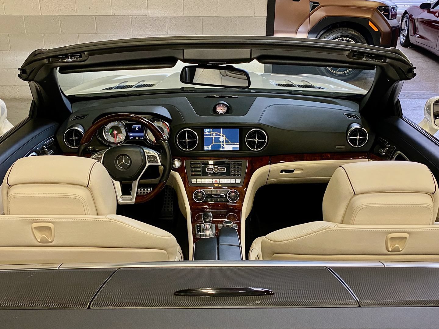 Used 2014 Mercedes-Benz SL 550 image 20