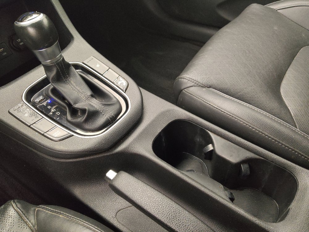 Used 2019 Hyundai Elantra GT w/ Style Package 02 FWD image 26